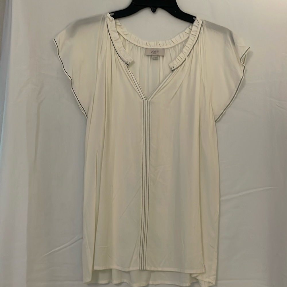 Lift shirt small cream black stitching